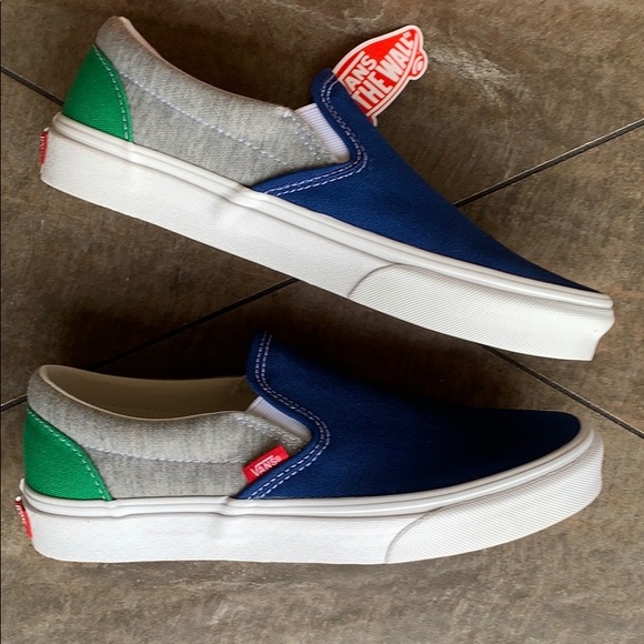 VANS CLASSIC SLIP ON VANS COASTAL GREY/TR WHT WMNS - Picture 3 of 16